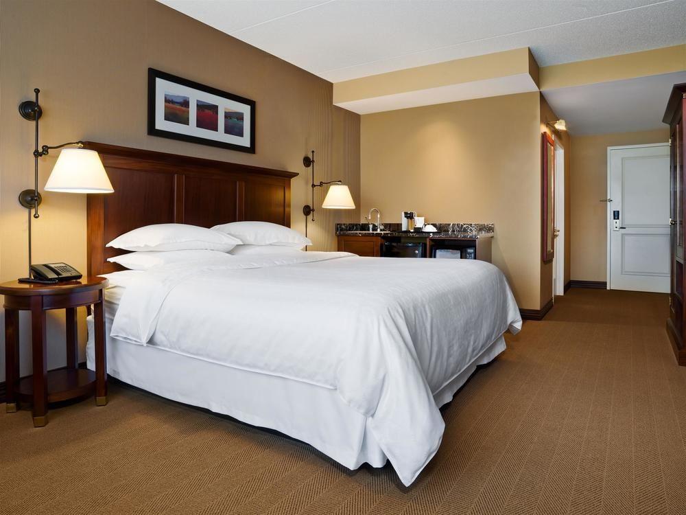 Sheraton St Paul Woodbury Hotel Exterior foto