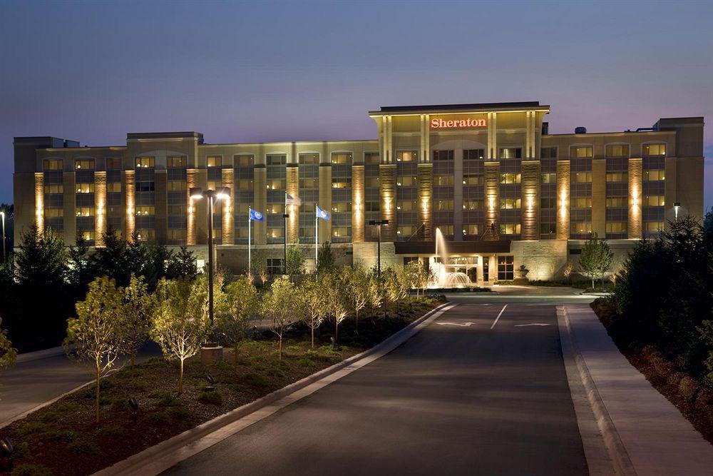 Sheraton St Paul Woodbury Hotel Exterior foto